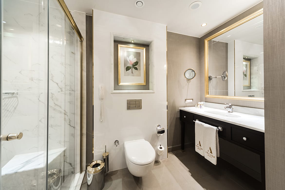 1619767416742-standard-double-or-twin-room4